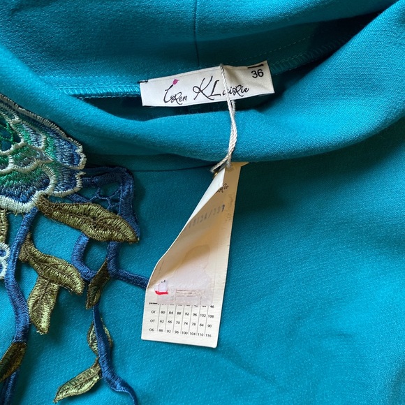 Iren Klairie Cowl Neck Floral dress - Picture 6 of 8